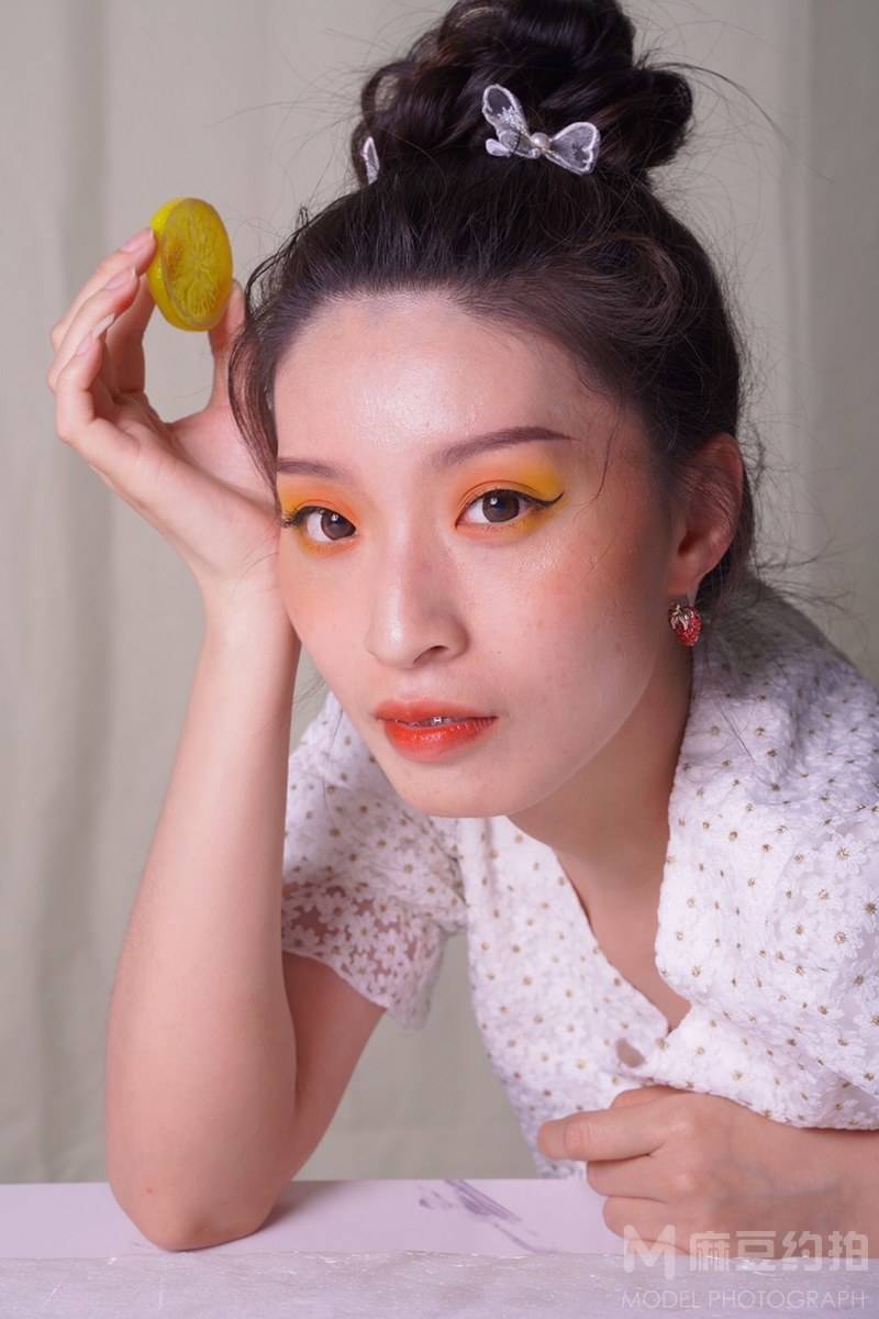妆容模特