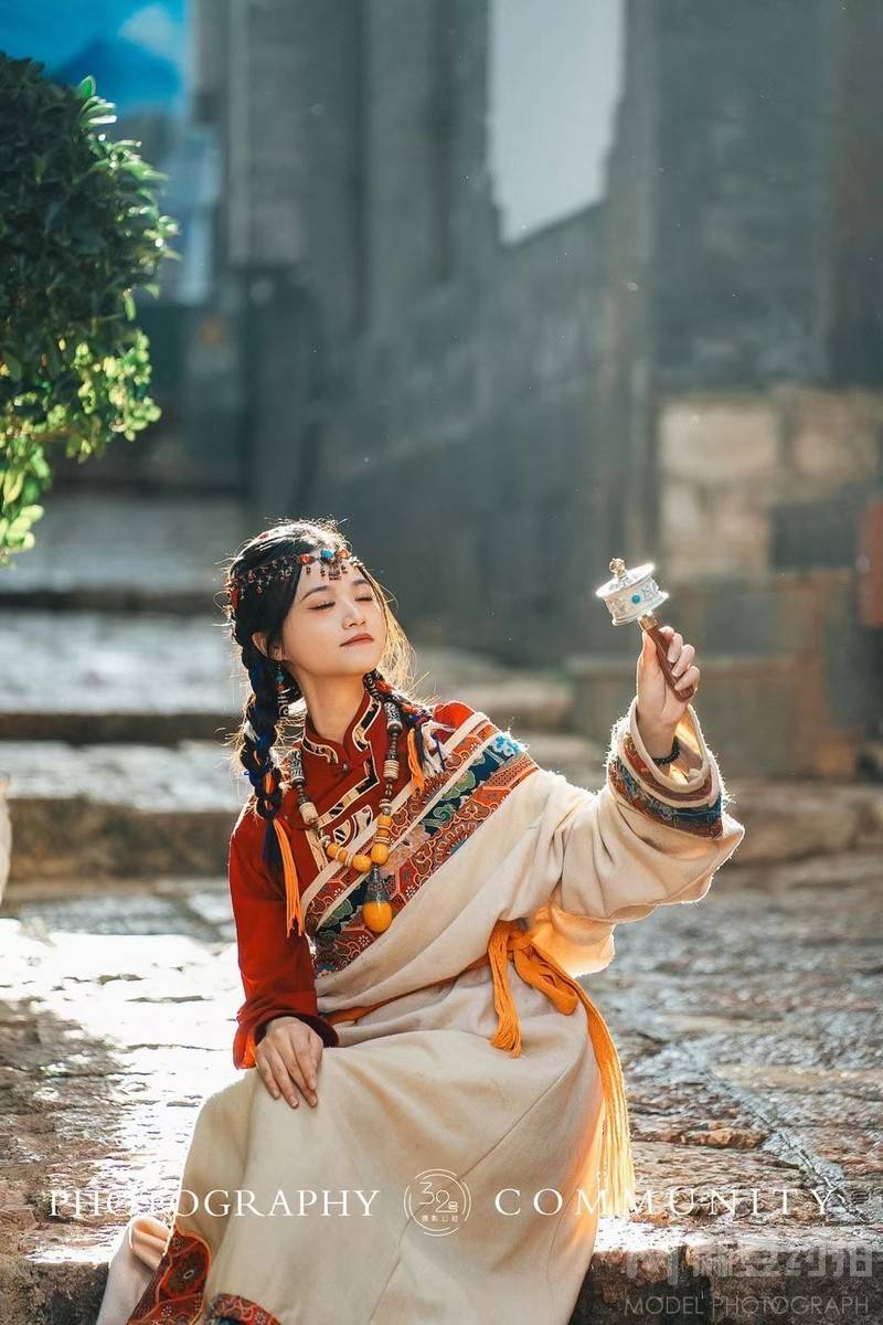 汉服模特