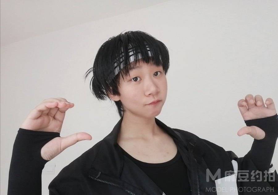 暗黑模特