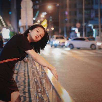 情绪模特