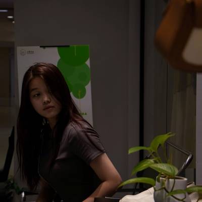 宝丽来模特
