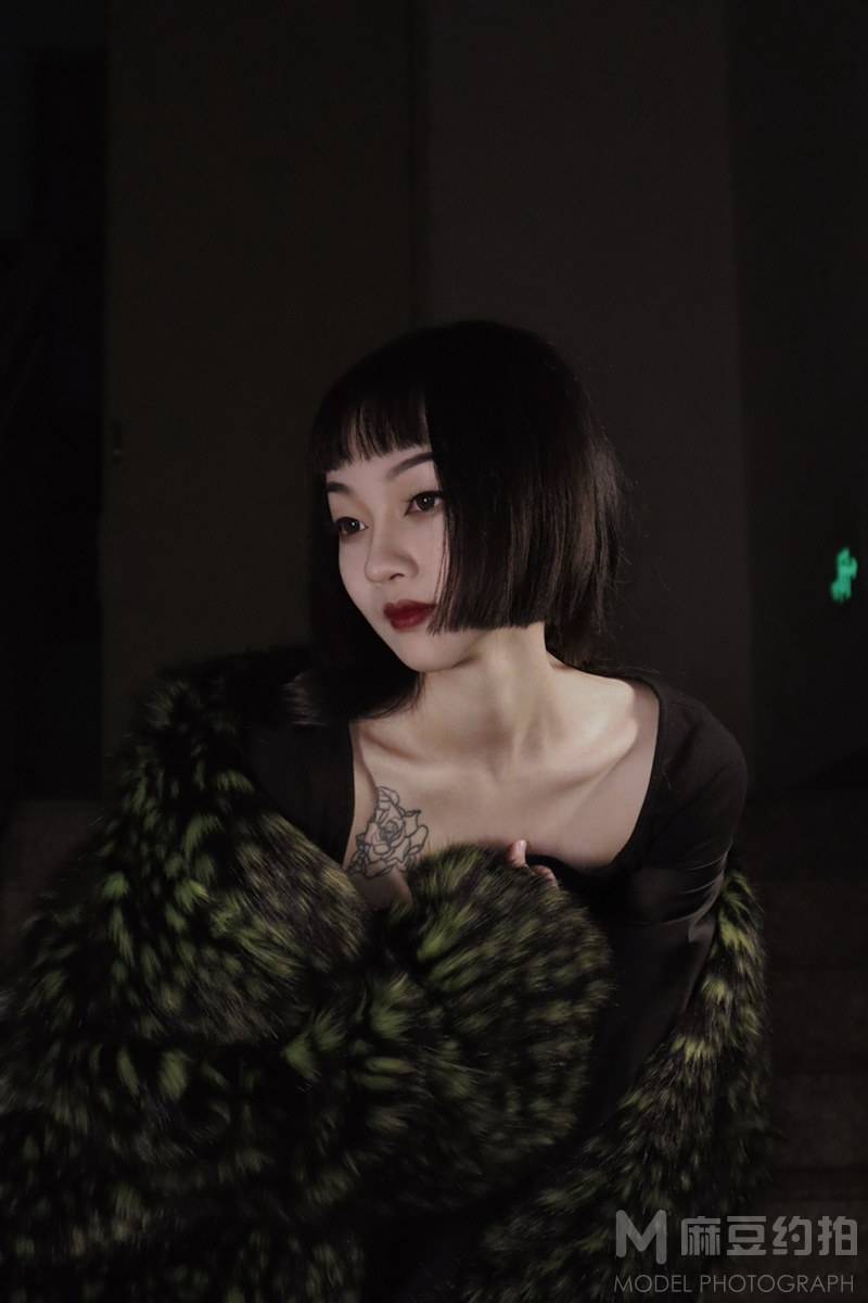 暗黑模特