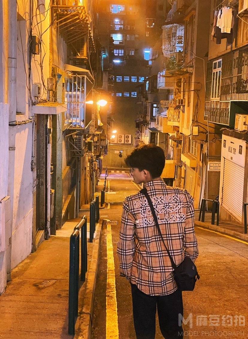 夜景模特