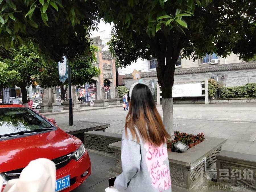 校园模特