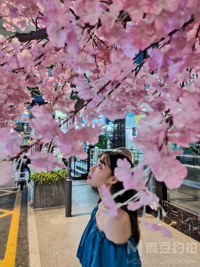 夜景模特