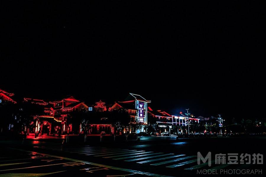 夜景模特