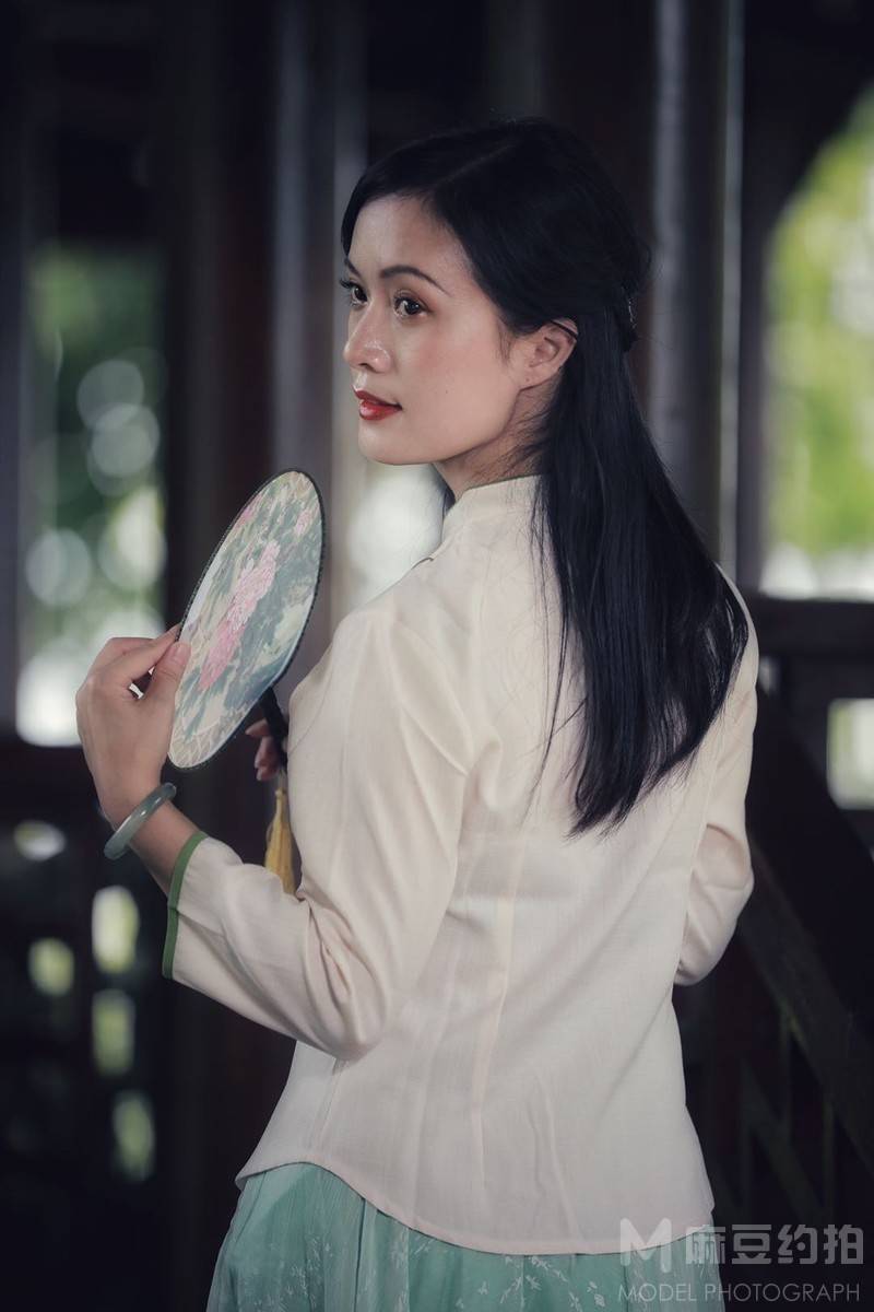 汉服模特