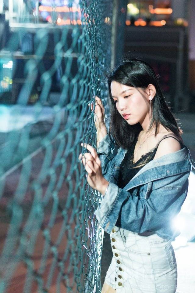 夜景模特