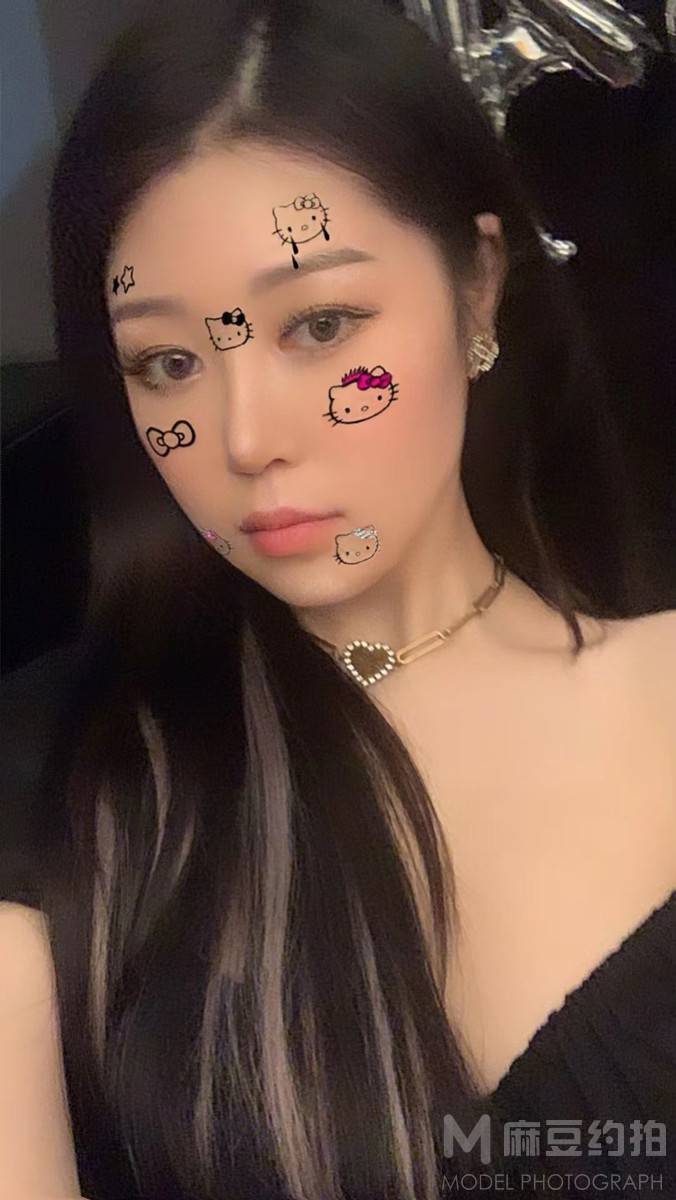 妆容模特