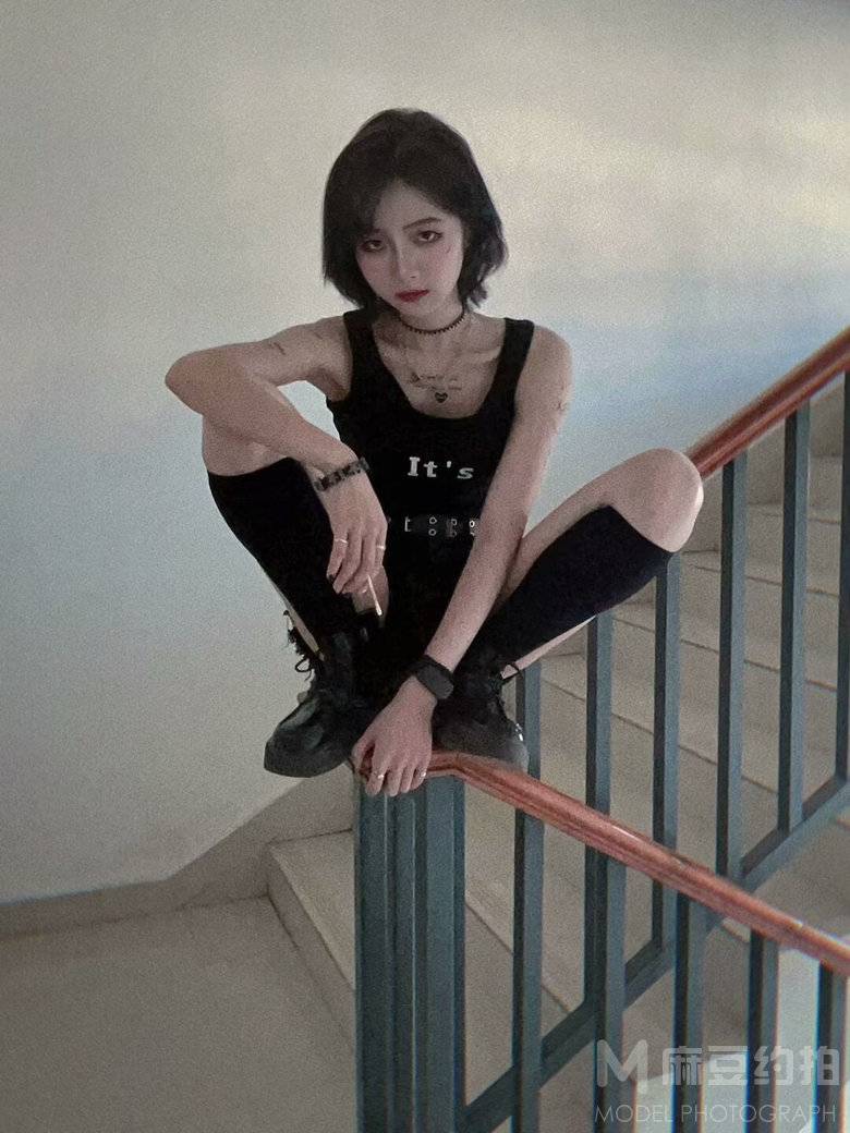 情绪模特