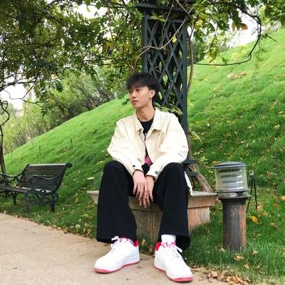 黑白模特