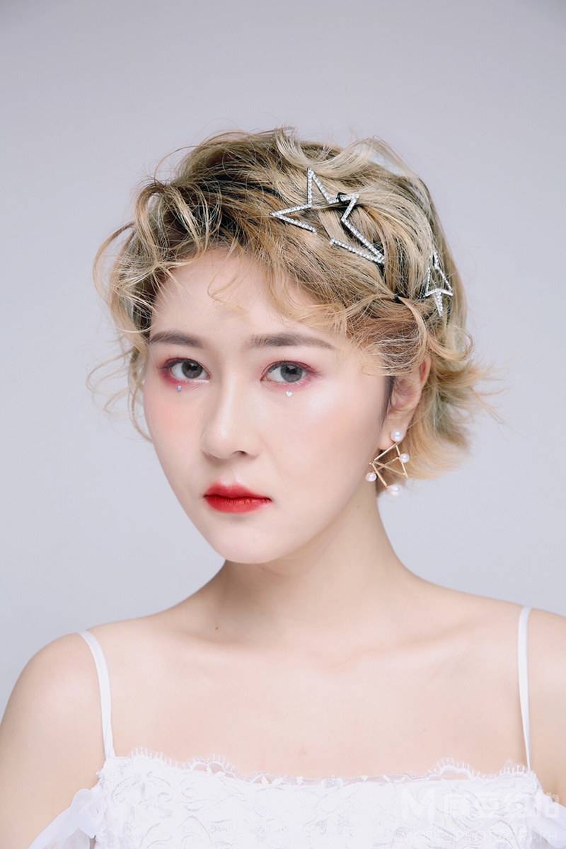 时尚模特