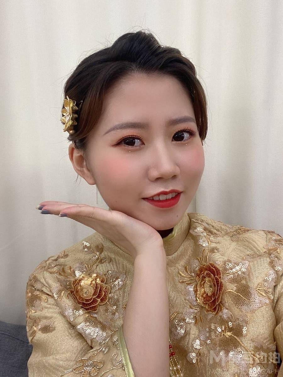 妆容模特