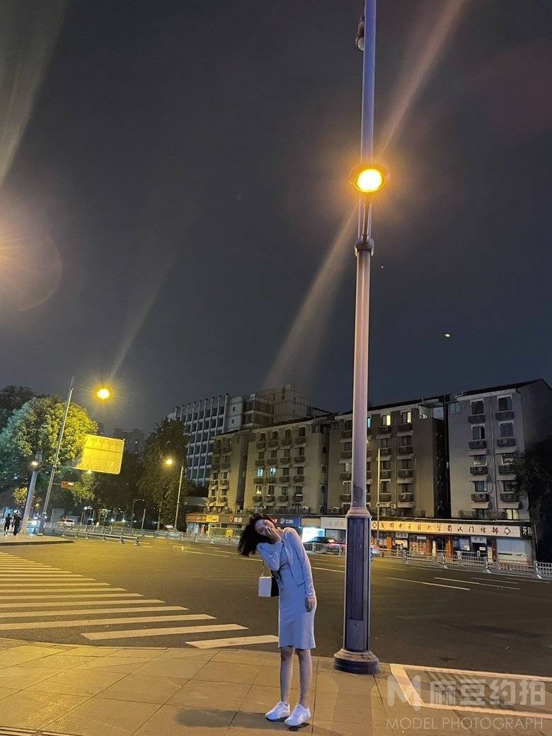 校园模特