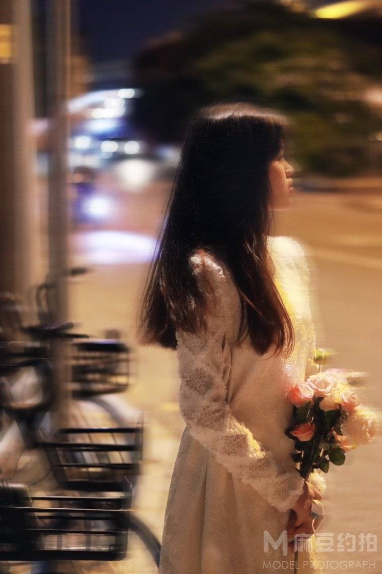 夜景模特