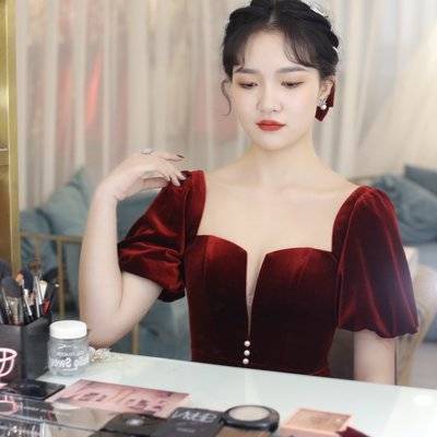 妆容模特
