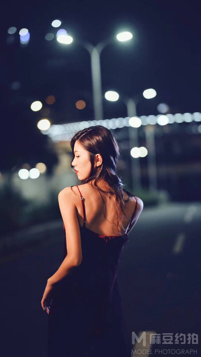 夜景模特