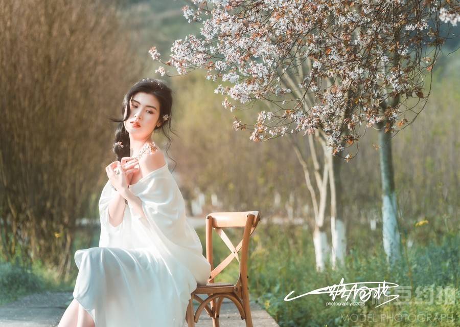 清新模特