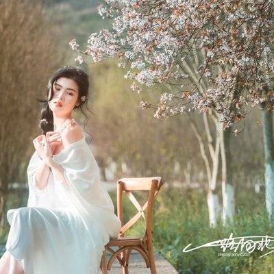 清新模特