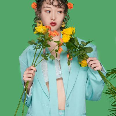 情绪模特