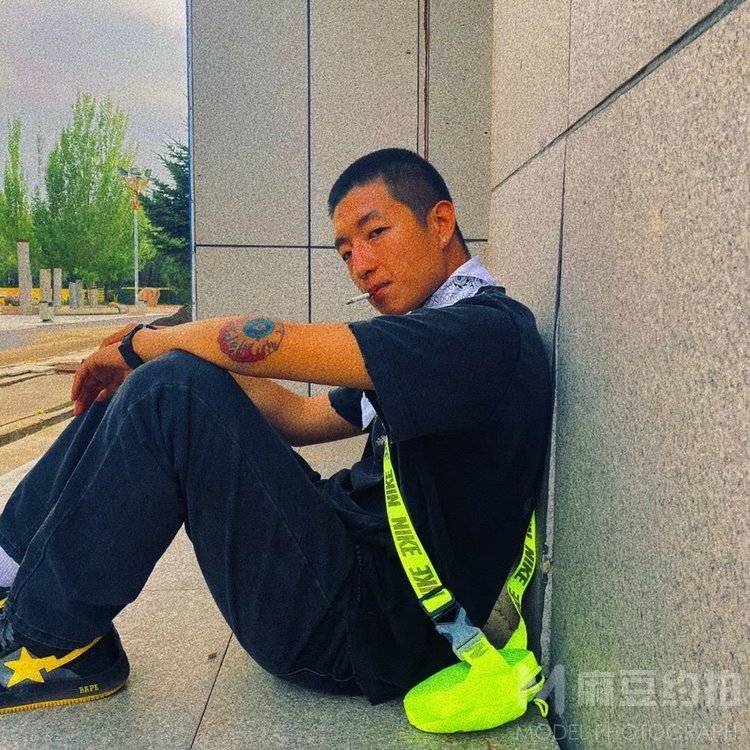 情侣模特
