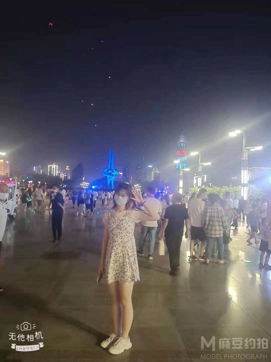 清新模特