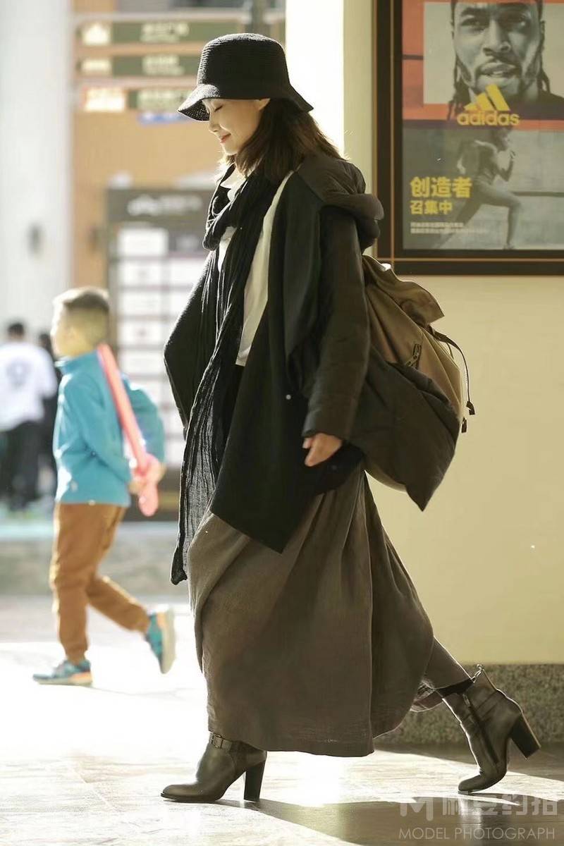 胶片模特