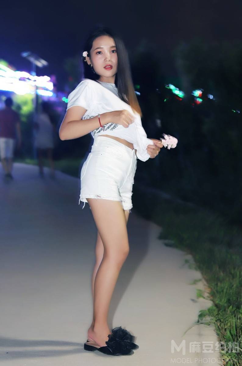 夜景模特