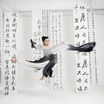 情绪模特