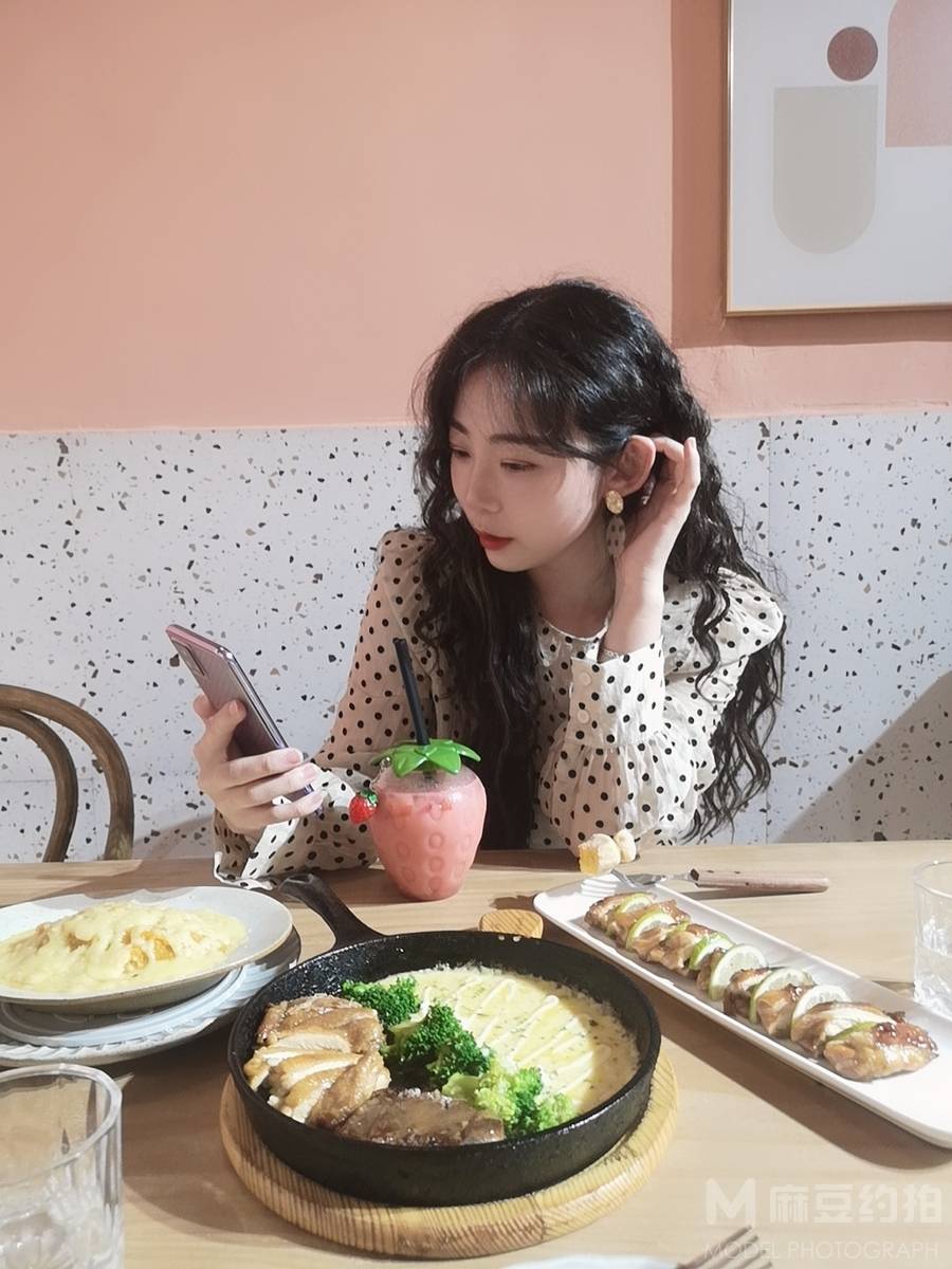 少女模特
