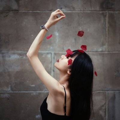 情绪模特