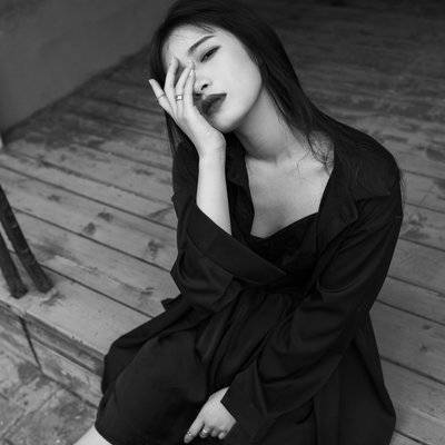 黑白模特