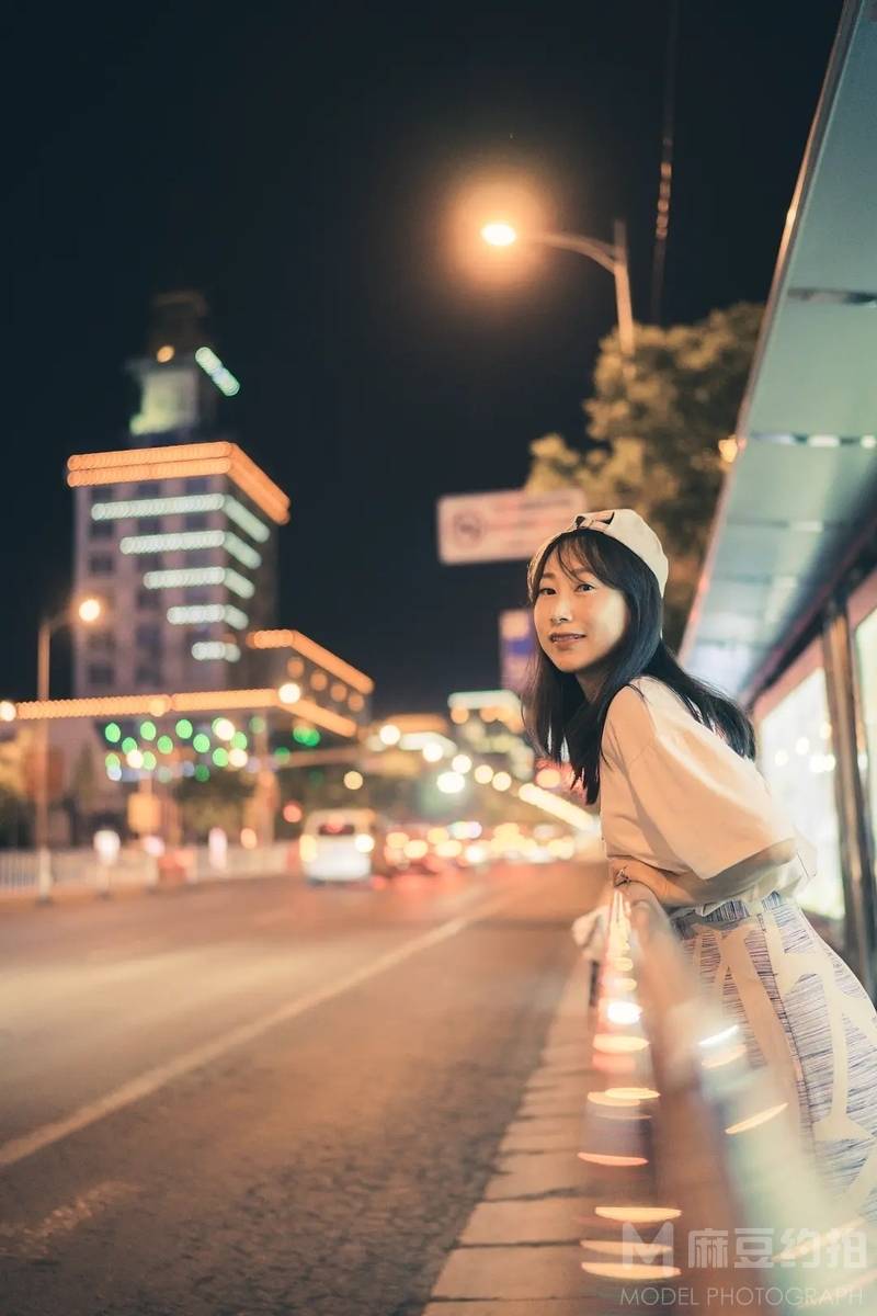 夜景模特
