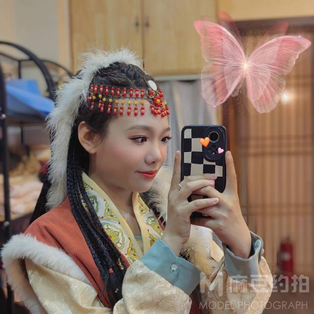 情绪模特