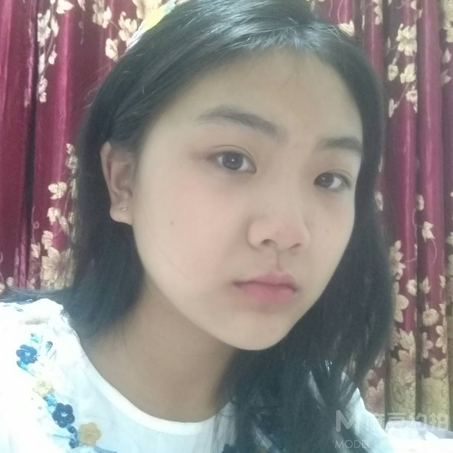 纪实模特