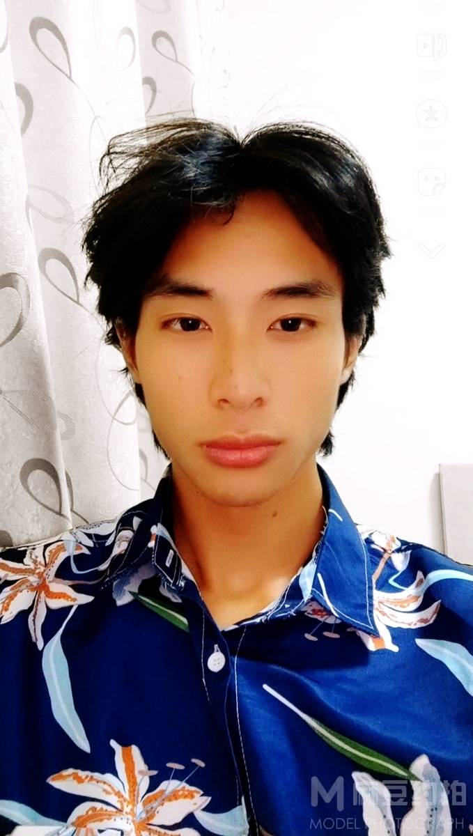 胶片模特