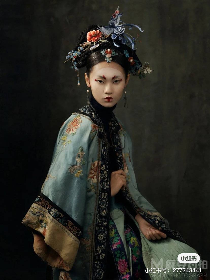 妆容模特