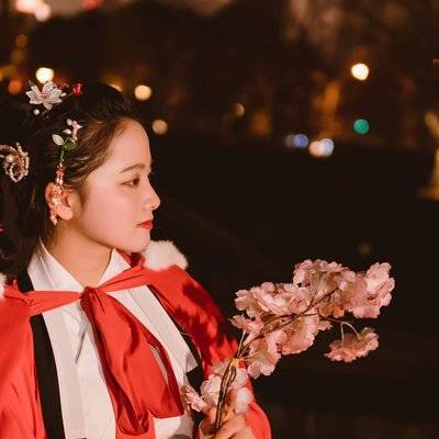 汉服模特