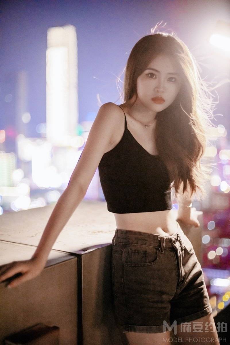 夜景模特