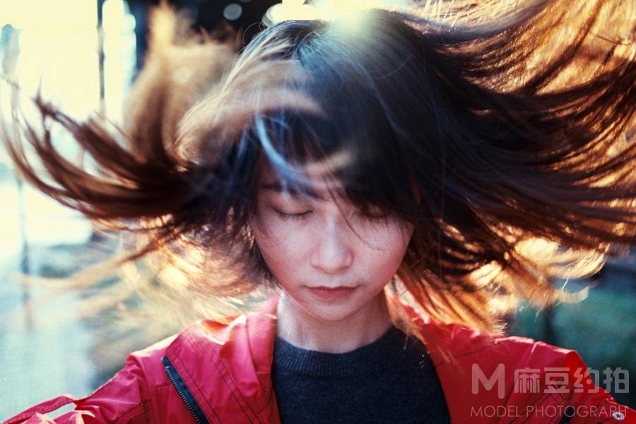 胶片模特