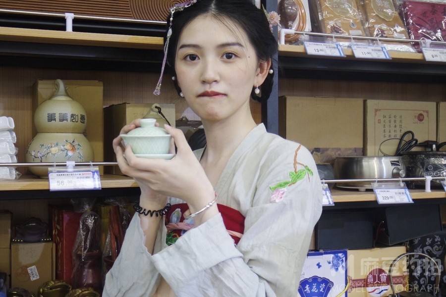 汉服模特