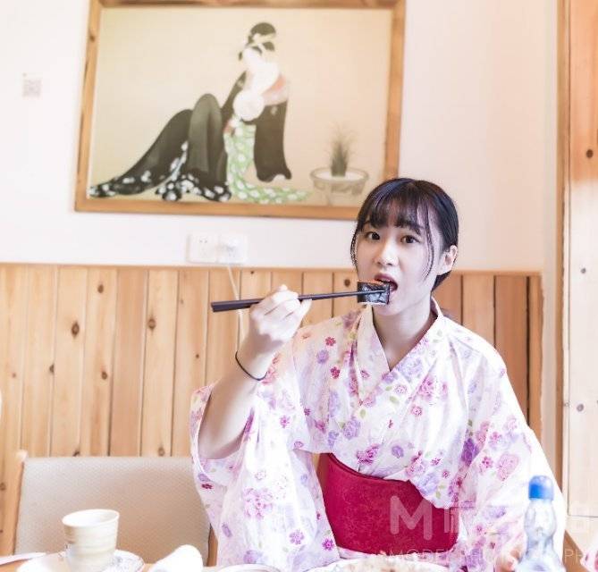 和服模特
