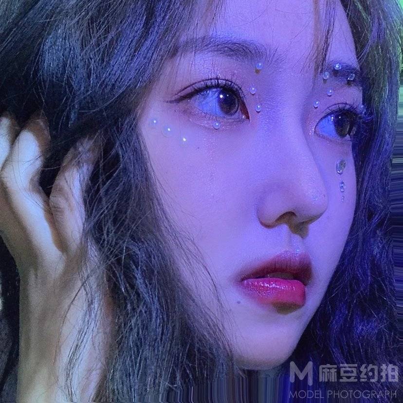 妆容模特
