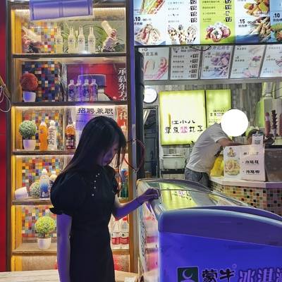 民国模特