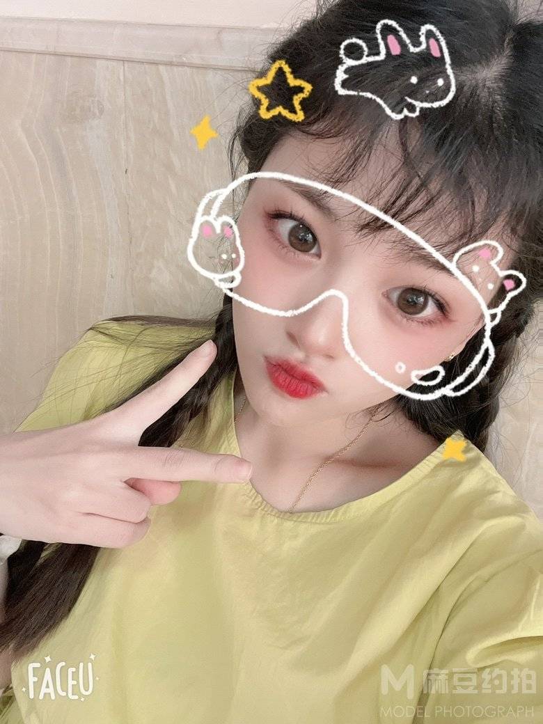 少女模特