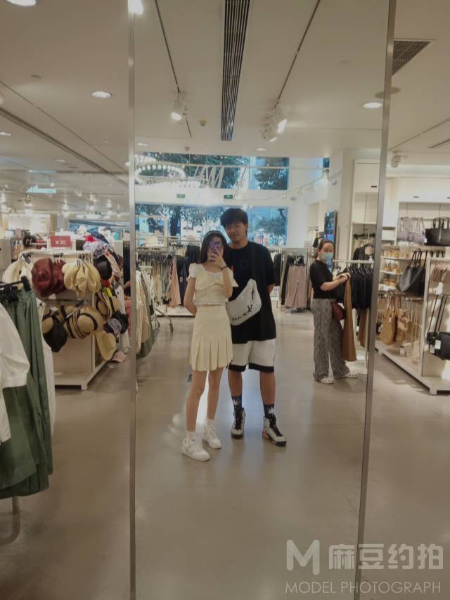 情侣模特
