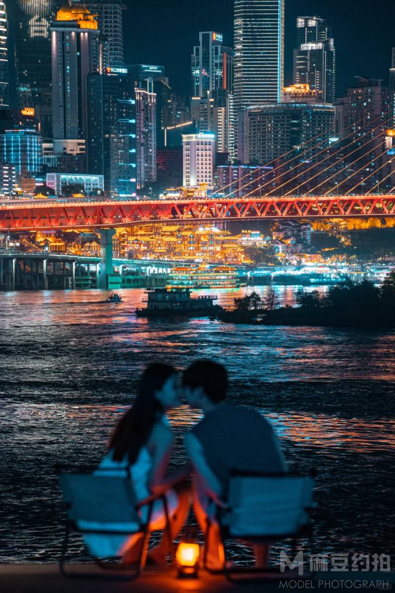 夜景模特