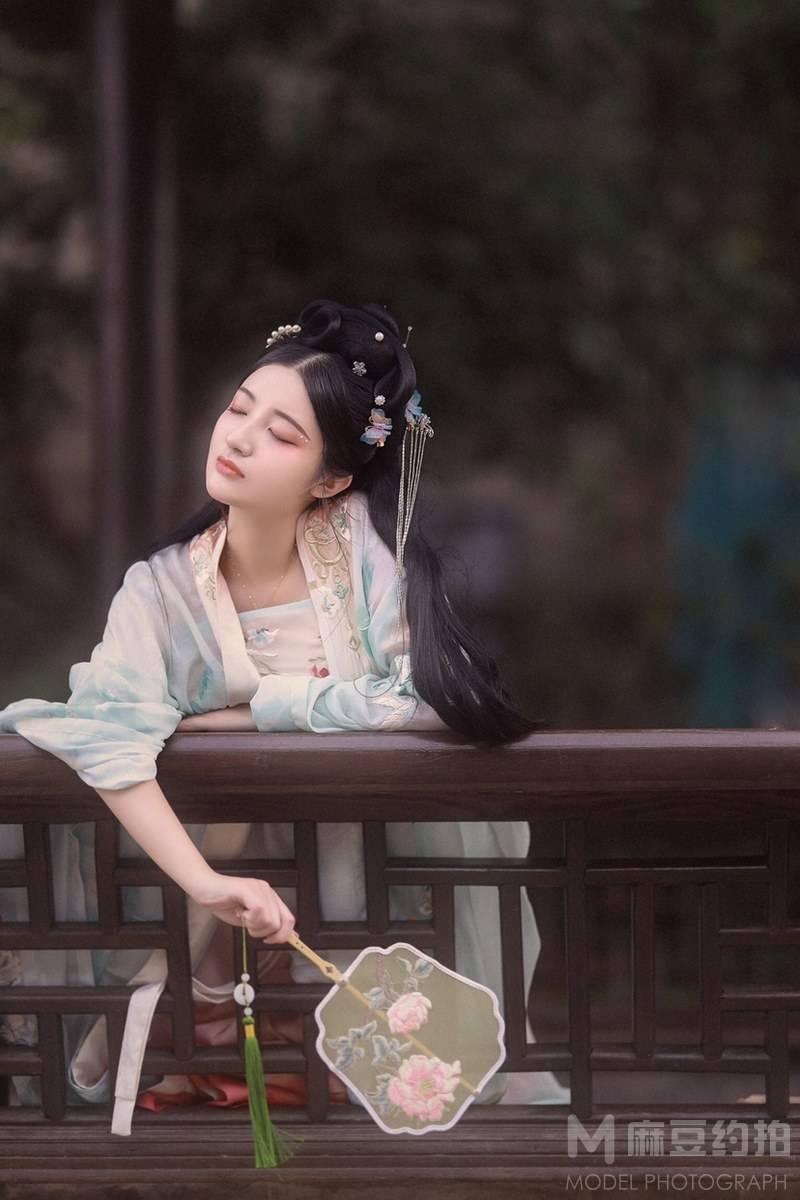 古风模特