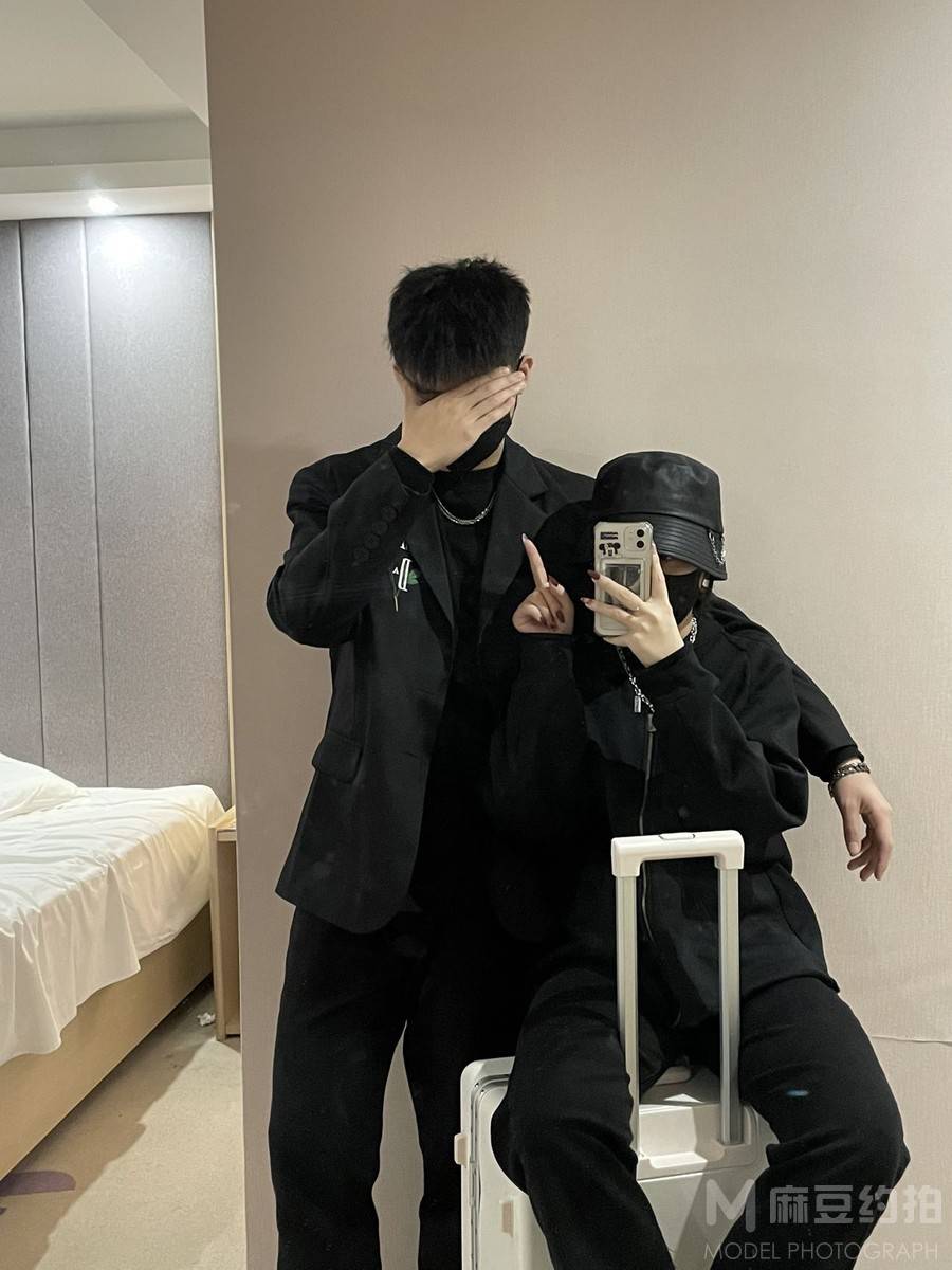 情侣模特