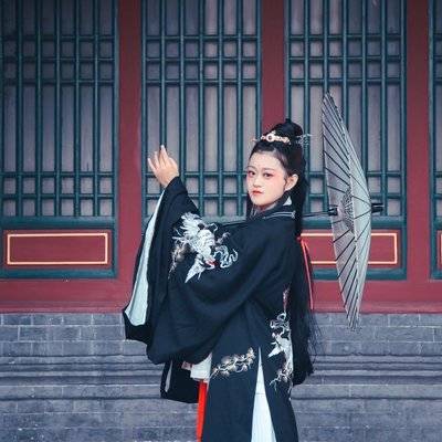 汉服模特